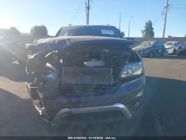3C4PDDGG7JT467126 Dodge Journey Crossroad Awd