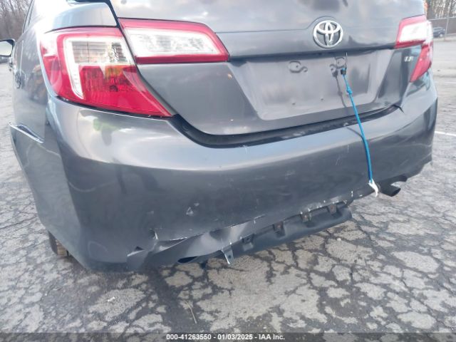 4T1BF1FK6EU458806 Toyota CAMRY LE