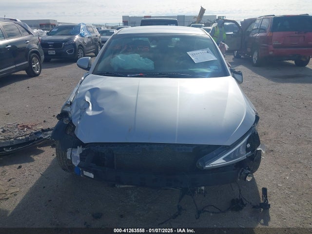 5NPD84LF0LH527528 Hyundai ELANTRA SEL