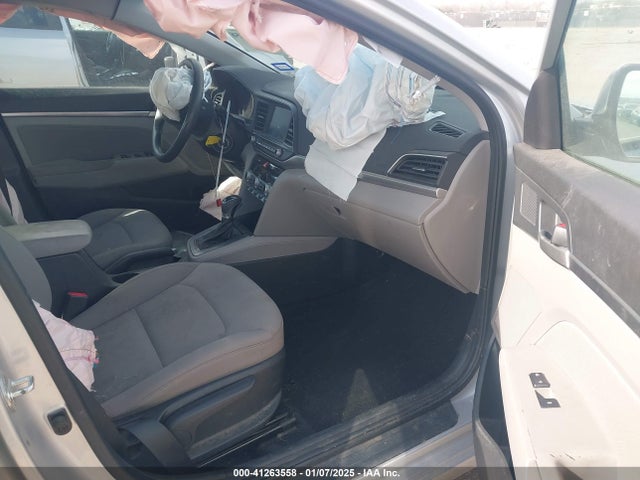 5NPD84LF0LH527528 Hyundai ELANTRA SEL