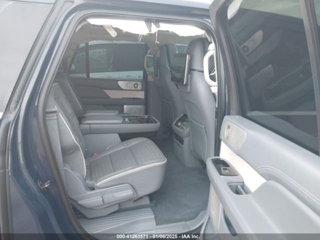 5LMJJ3TT7JEL22463 Lincoln Navigator L Black Label