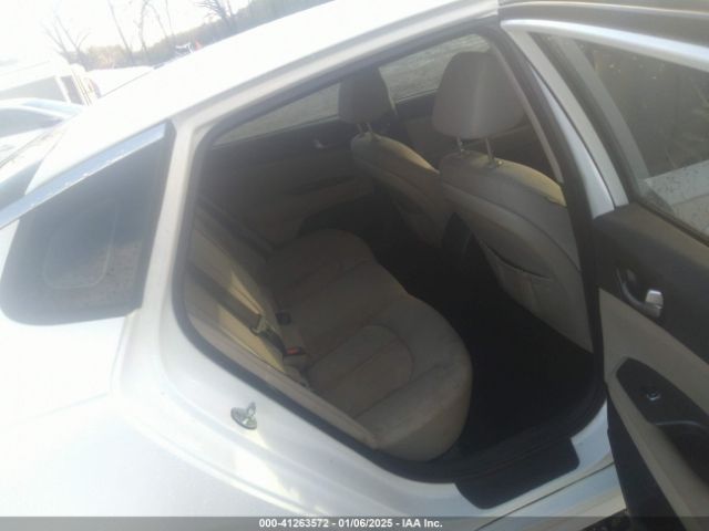 5XXGT4L31GG056234 KIA Optima Lx