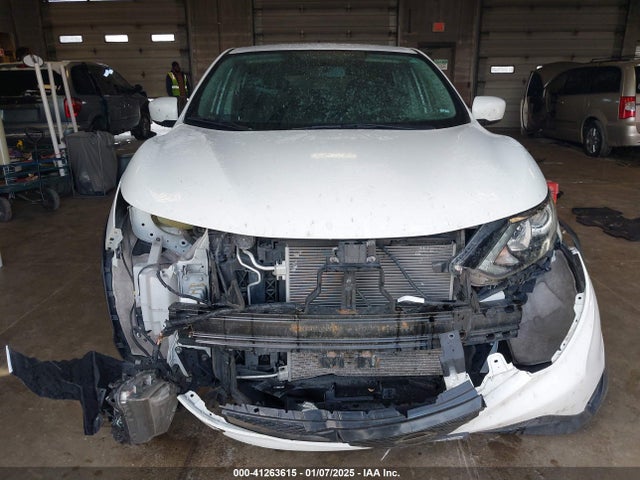 JN1BJ1CR5KW350801 Nissan Rogue Sport S