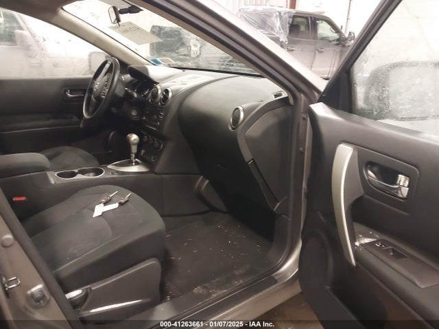 JN8AS5MV1EW718196 Nissan Rogue Select S
