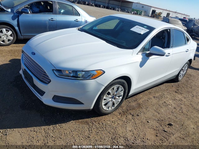 Ford FUSION S 2014 3FA6P0G77ER331616 Image 2