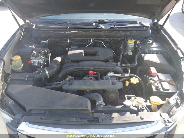 41263705 :رقم المزاد ، 4S4BRBCC7B3403924 vin ، 2011 Subaru Outback 2.5i Premium مزاد بيع