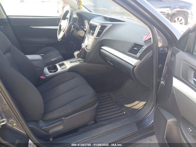 41263705 :رقم المزاد ، 4S4BRBCC7B3403924 vin ، 2011 Subaru Outback 2.5i Premium مزاد بيع