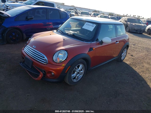 2012 MINI COOPER WMWSU3C52CT540682 Photo 1