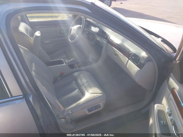 1999 CADILLAC DEVILLE 1G6KF5490XU705979 Photo 4