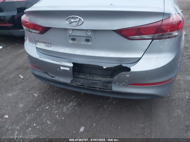 Hyundai ELANTRA SE 2017 5NPD74LF4HH169764 Image 18
