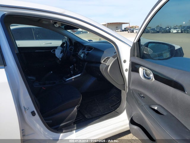 3N1AB7AP3JL622120 Nissan SENTRA SV