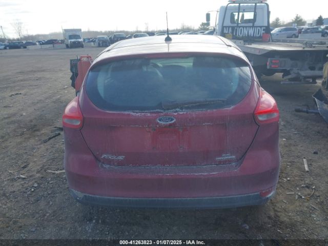 1FADP3K2XFL383438 Ford FOCUS SE