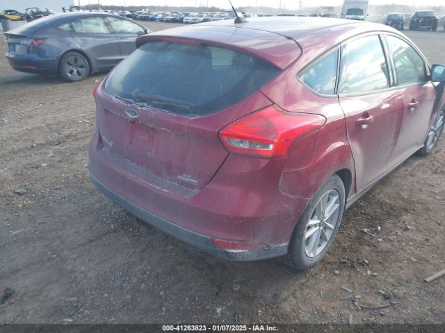 1FADP3K2XFL383438 Ford FOCUS SE