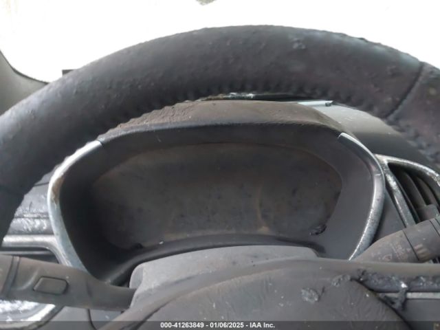 3GNAXYEX0KS563461 Chevrolet Equinox Premier