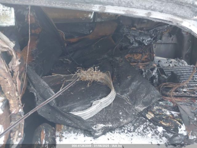 3GNAXYEX0KS563461 Chevrolet Equinox Premier