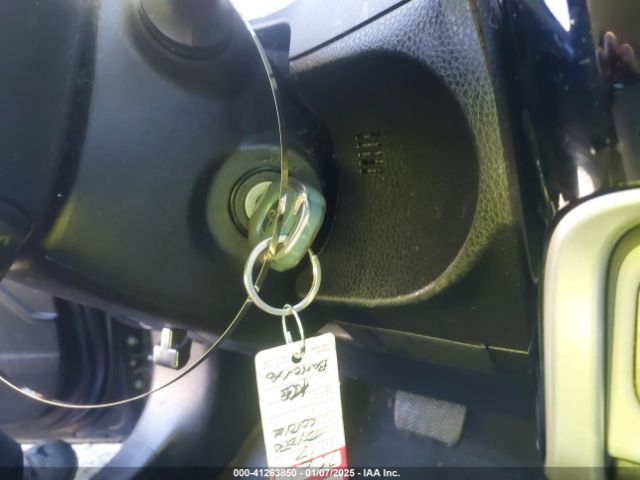 5YFBURHE6HP700415 Toyota COROLLA LE