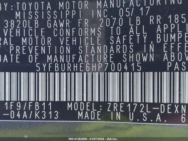 5YFBURHE6HP700415 Toyota COROLLA LE