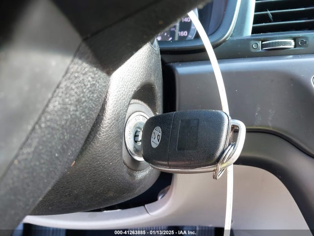 5NPE24AF1JH642449 Hyundai SONATA SE