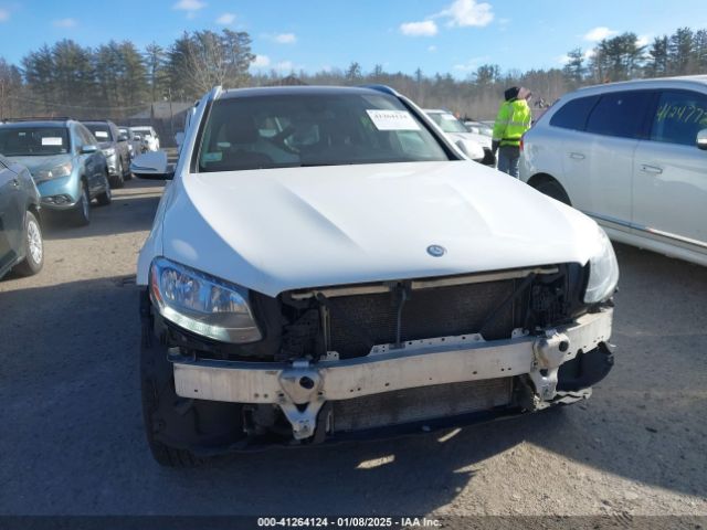 WDC0G4KB9HF123462 Mercedes-Benz Glc 300 4matic