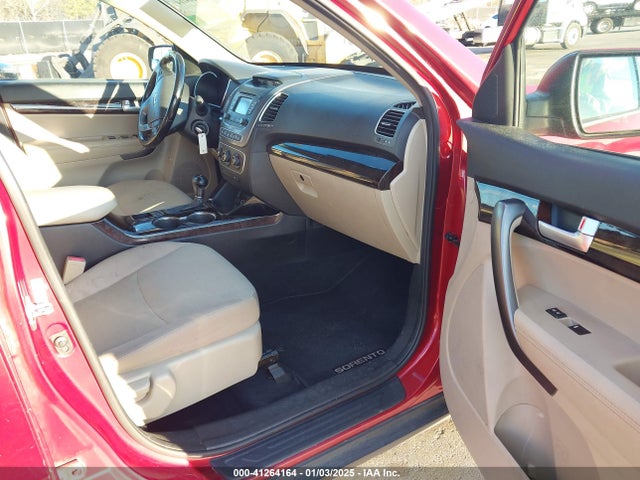 KIA Sorento Lx V6 2014 5XYKT4A76EG516416 Image 5