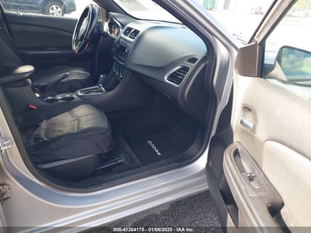 1C3CDZAB5EN153784 Dodge AVENGER SE
