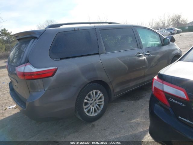 5TDYK3DC2GS731121 Toyota Sienna Xle 8 Passenger