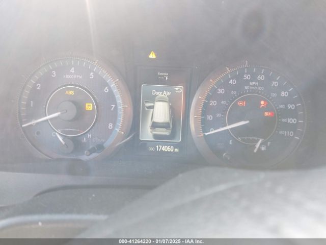 5TDYK3DC2GS731121 Toyota Sienna Xle 8 Passenger