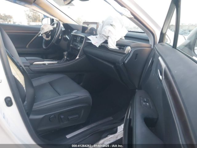 2T2HZMDA8NC335826 Lexus RX 350