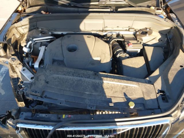 YV4A22PKXK1494623 Volvo Xc90 T6 Momentum