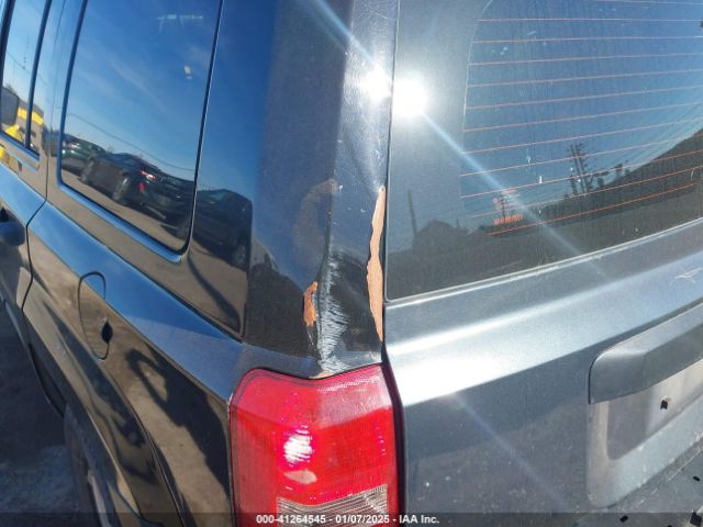 1C4NJPBB0GD802853 Jeep Patriot Sport