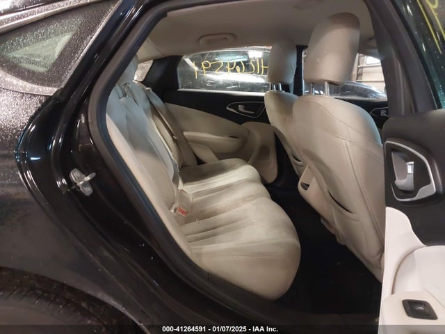 Chrysler 200 Limited 2015 1C3CCCAB5FN638069 Image 8