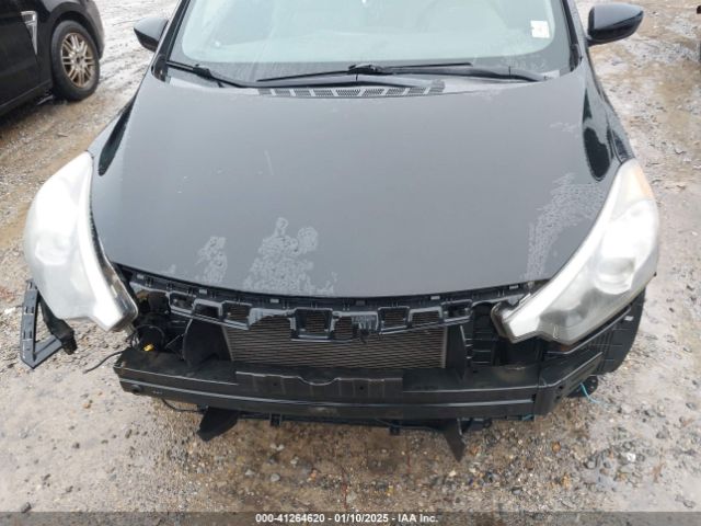 KNAFK4A64F5330201 KIA FORTE LX