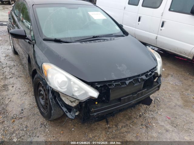 KNAFK4A64F5330201 KIA FORTE LX