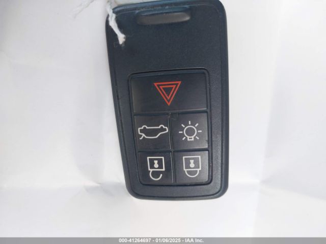 YV440MWK7H1025238 Volvo V60 Cross Country T5