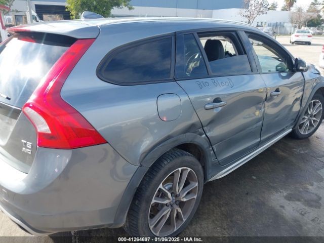 YV440MWK7H1025238 Volvo V60 Cross Country T5
