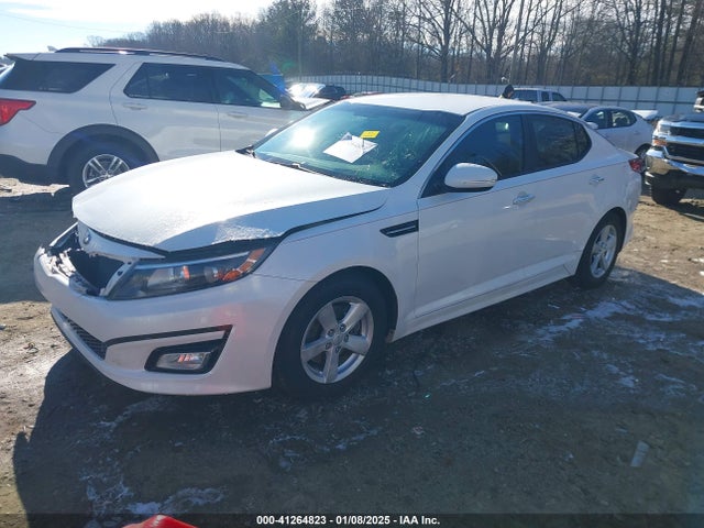 KIA Optima Lx 2015 KNAGM4A70F5648369 Image 2