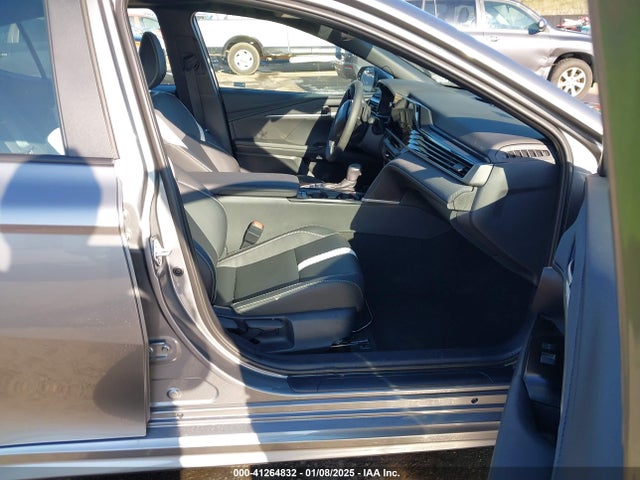 Toyota CAMRY SE 2025 4T1DAACK1SU563776 Image 5