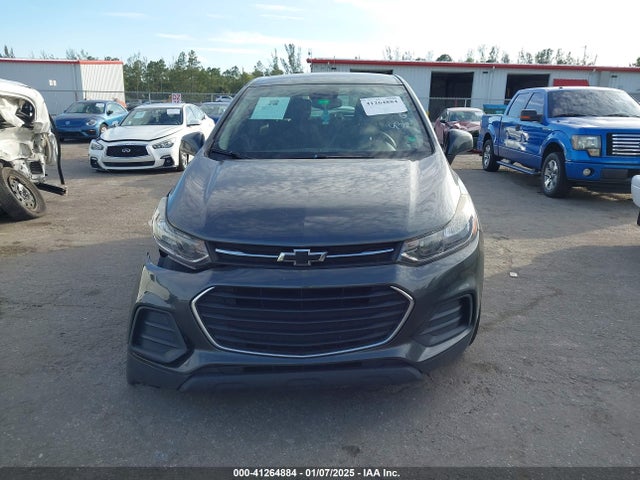 Chevrolet TRAX LS 2019 3GNCJKSB4KL289367 Image 12