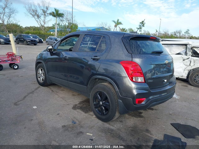 Chevrolet TRAX LS 2019 3GNCJKSB4KL289367 Image 3