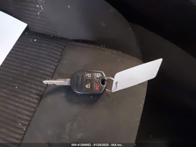 1ZVBP8AM3E5324779 Ford Mustang V6