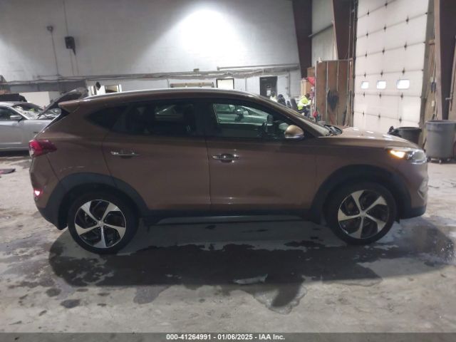 KM8J3CA2XGU182723 Hyundai Tucson Limited