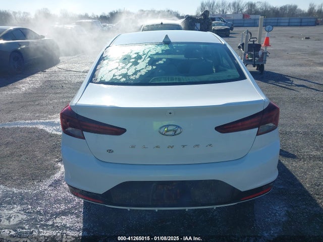 Hyundai ELANTRA SEL 2019 5NPD84LF8KH474933 Image 16