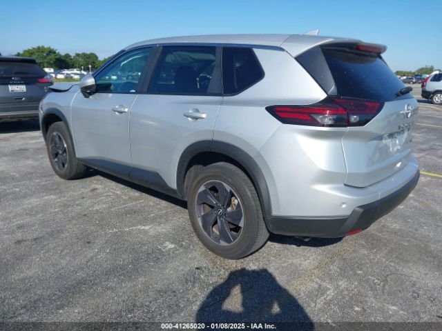 5N1BT3BA7RC686892 Nissan Rogue Sv Fwd