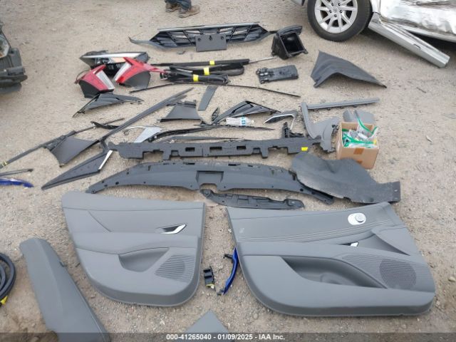 KMHLS4DG3SU860858 Hyundai Elantra Sel Convenience