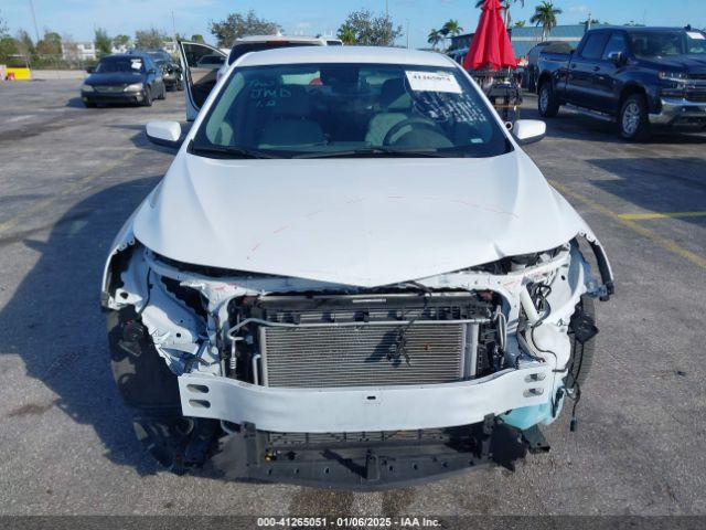 1G1ZD5ST3RF131328 Chevrolet Malibu Fwd 1lt