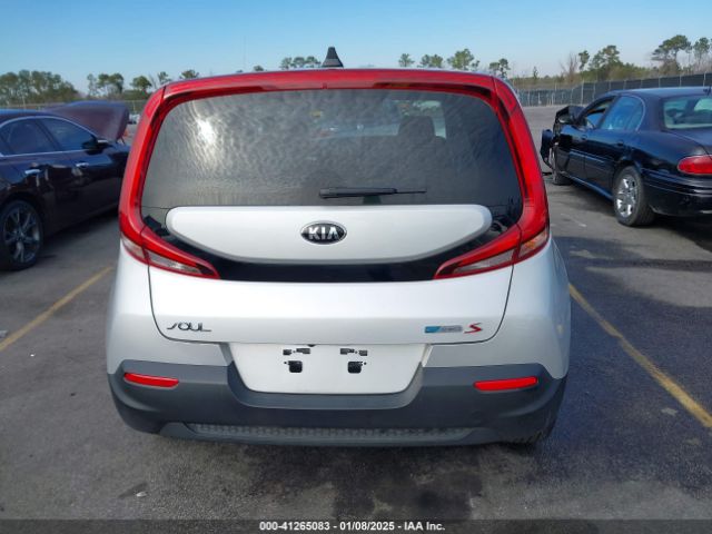 KNDJ23AU4M7796797 KIA SOUL S