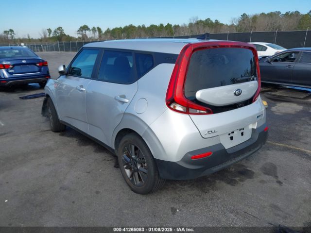 KNDJ23AU4M7796797 KIA SOUL S