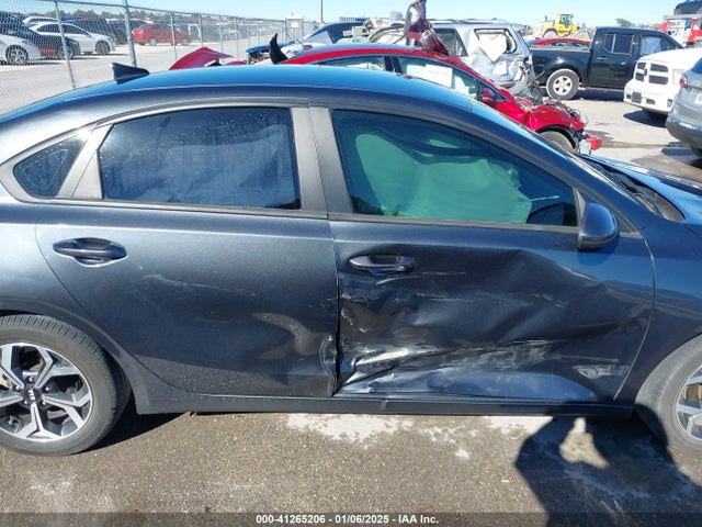 KIA Forte Lxs 2021 3KPF24AD1ME315352 Image 13
