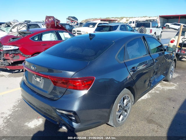KIA Forte Lxs 2021 3KPF24AD1ME315352 Image 4