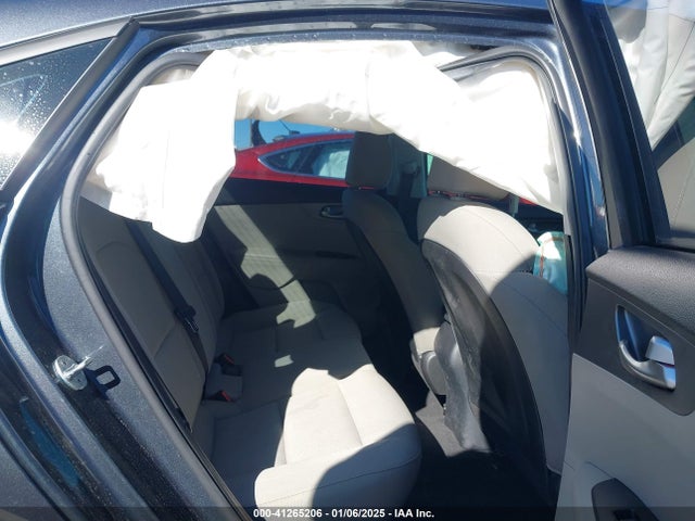 KIA Forte Lxs 2021 3KPF24AD1ME315352 Image 8
